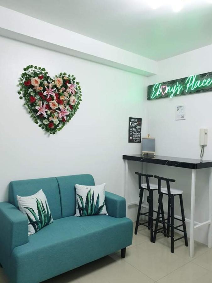 Ebony'S Place At Shore Residences Manila Exterior foto